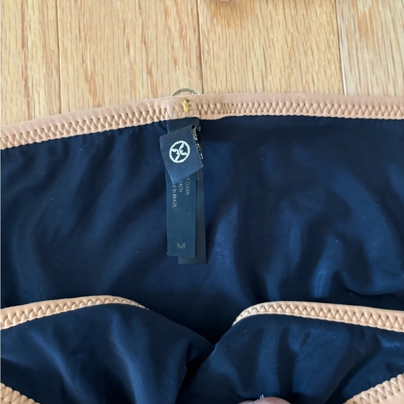 vix by Paula Hermanny Wrap Top String Bikini Set, Black and Tan, Medium - Picture 5 of 9